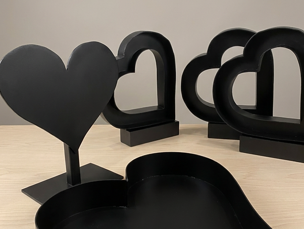 BLACK HEARTS .png