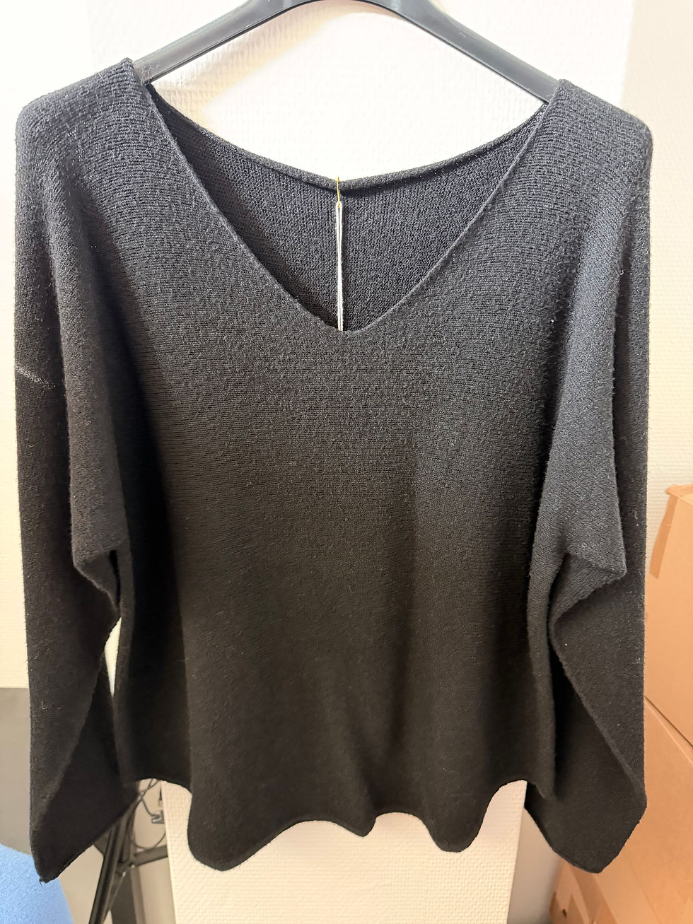 Miniature : Pull V manches longues  à personnaliser