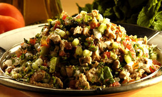Tabule de frango: uma salada surpreendente