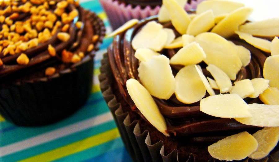 cupcake-chocolate-lamina-amendoas-01.jpg