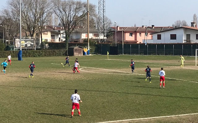 LA PRIMA SQUADRA FATICA MA SI IMPONE E TIENE VIVA LA SPERANZA DEI PLAYOFF