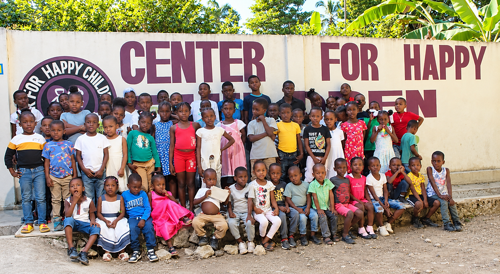 Portrait de groupe du centre pour enfants.png