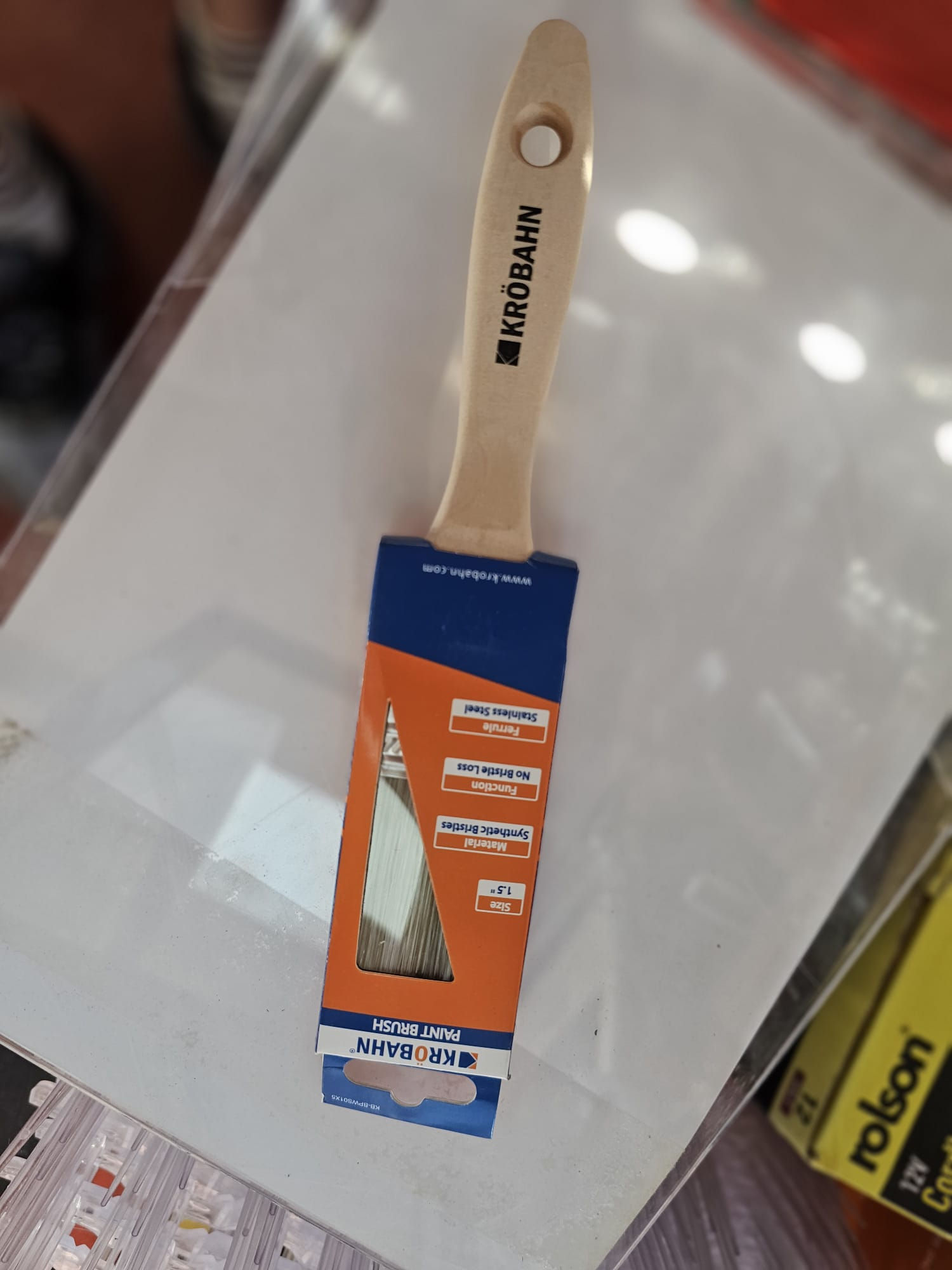 one inch krobhnPaint brush