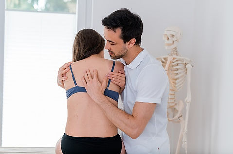osteopathie-rueckenschmerzen.jpg