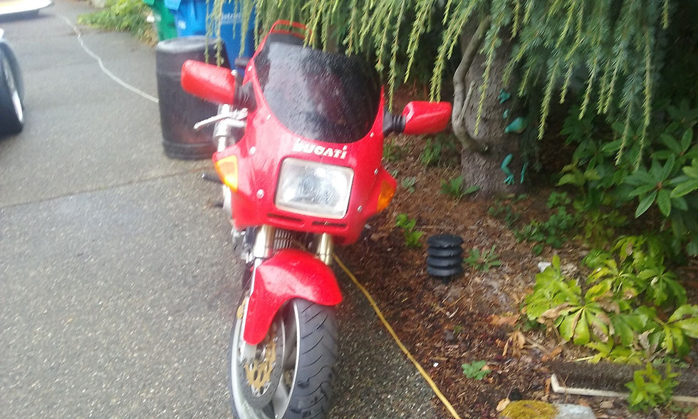 DUCATI 900SS