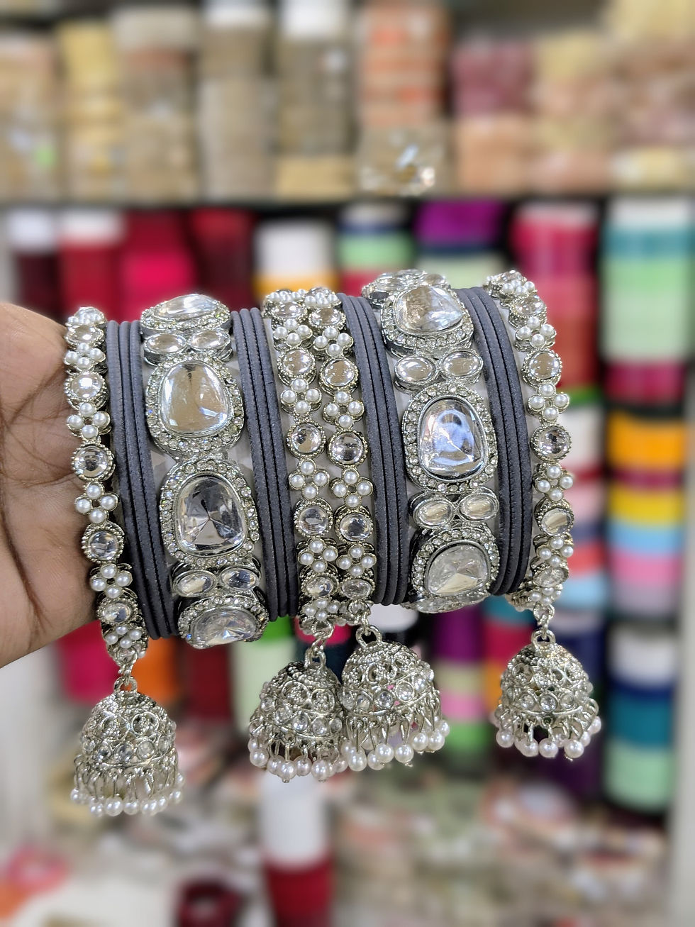 Thumbnail: Small Kundan chura