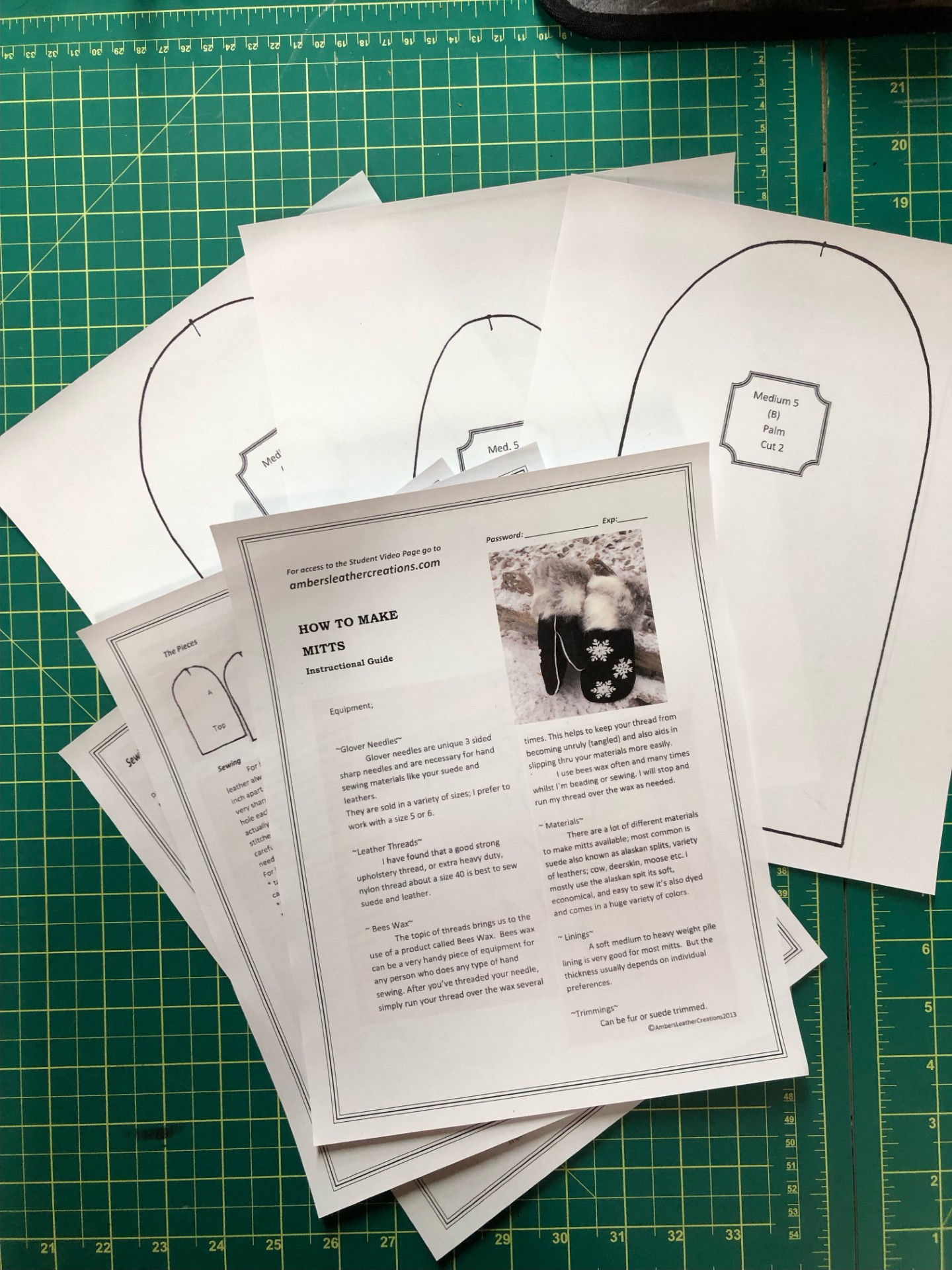 PDF Mitt Pattern Child Size Large (aprx. 7 years old)