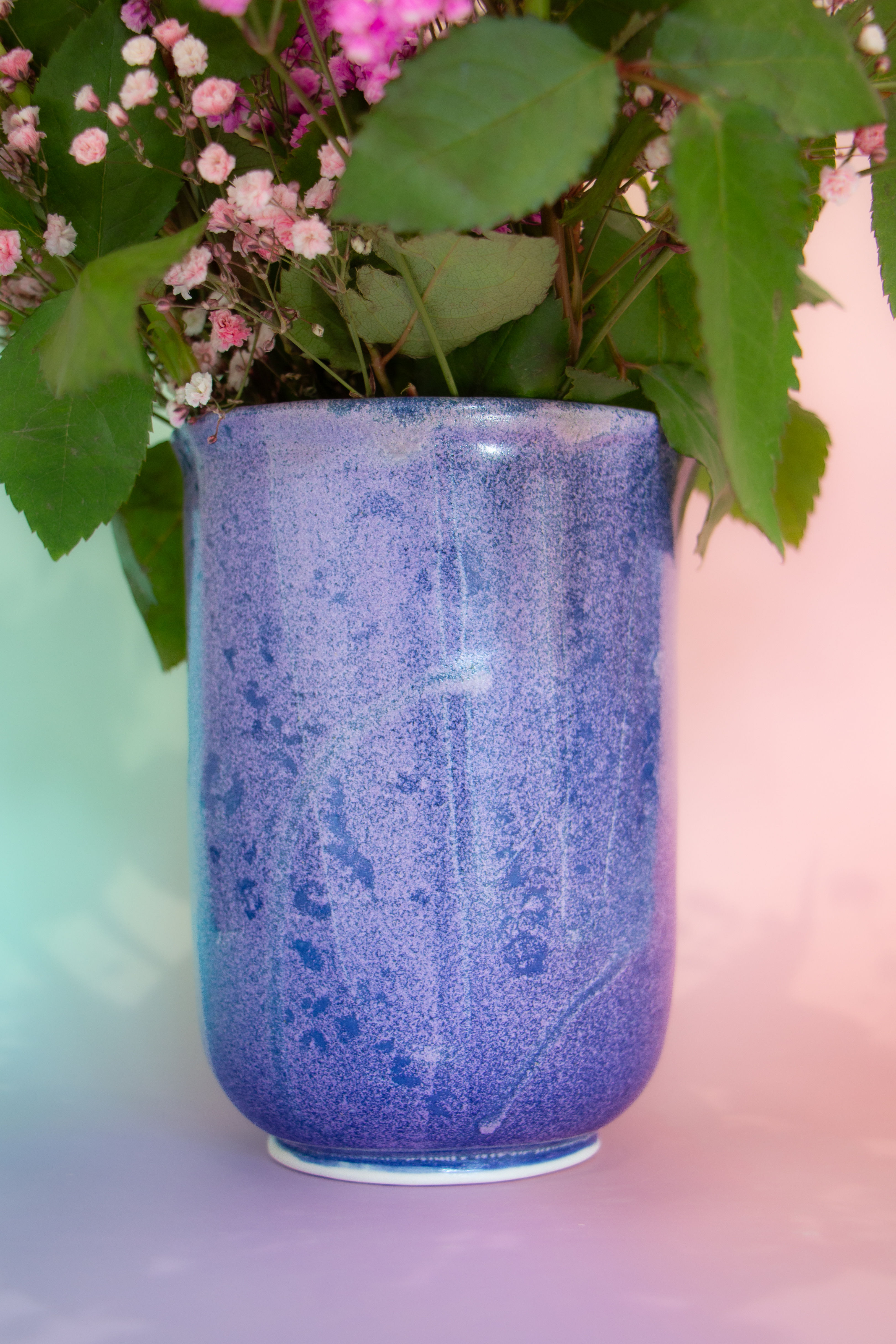 Large vase (purple)