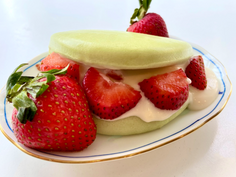 Strawberry Cheesecake Mousse Lotus Bun Recipe