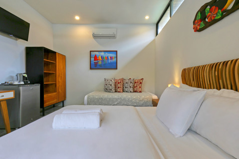 white palms nosara Yoga surf Bodhi Tree Guilded iguana paddle board boutique hotel yoga retreat surf retreat SUP surfing