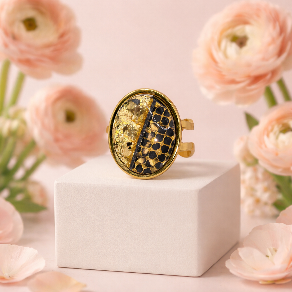 Bague réglable argile polymère noir, doré recouvert d'époxy montés sur acier inoxydable REACH– virginia Cie Art Bijoux