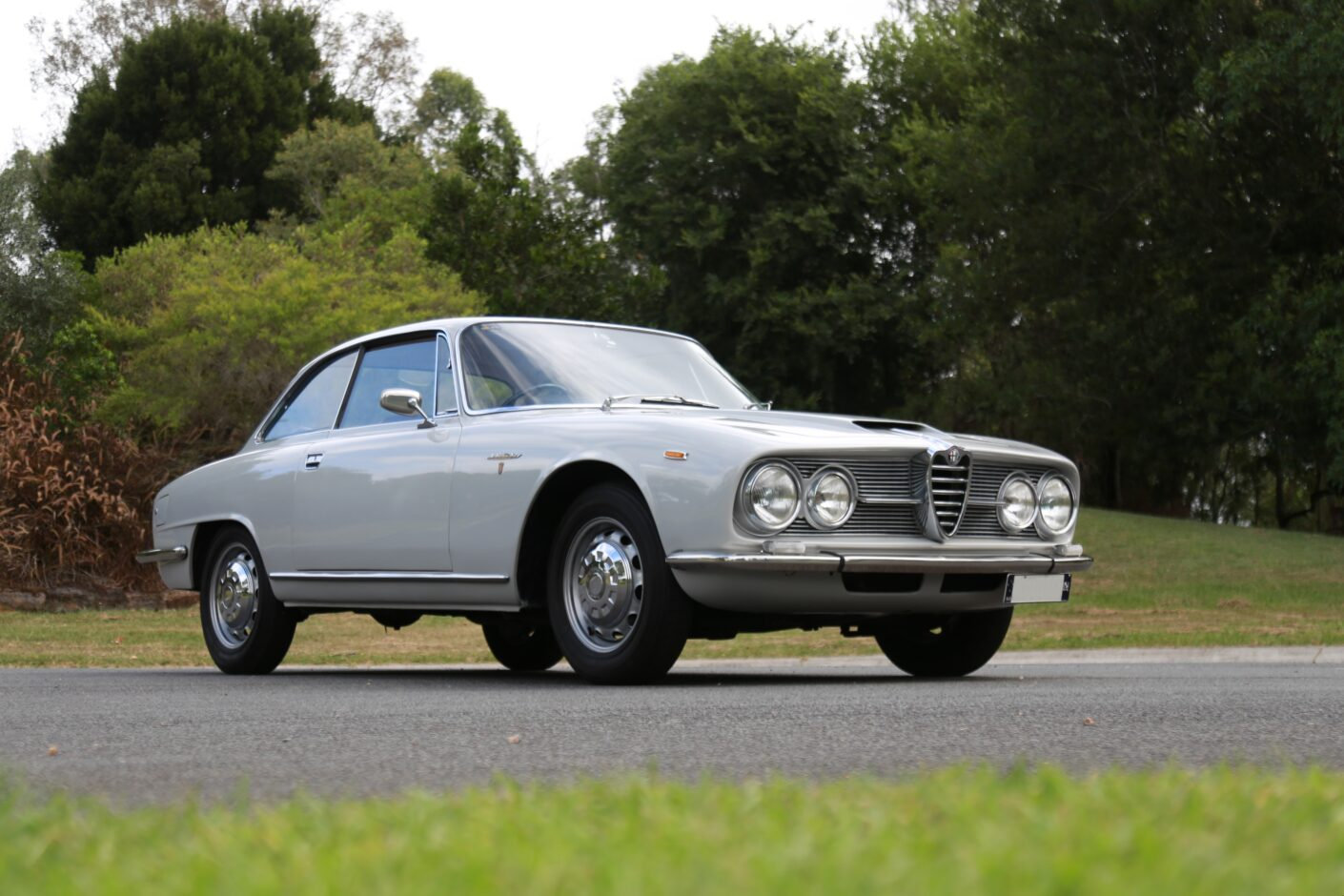 Alpha Romeo 64 1964-alfa-romeo-2600-sprint