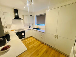 Capel Garden 4bed HMO