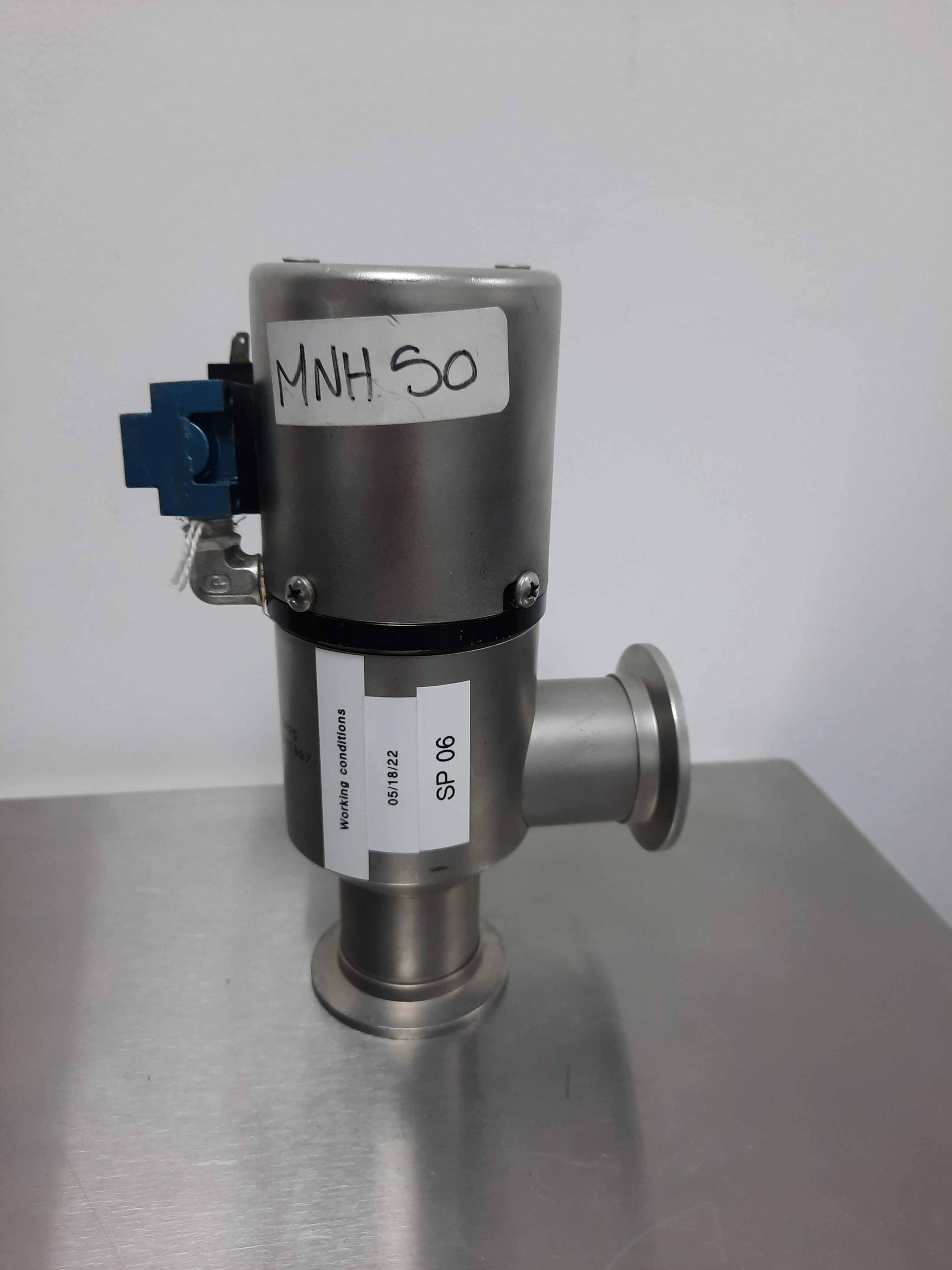 ANGLE VALVE