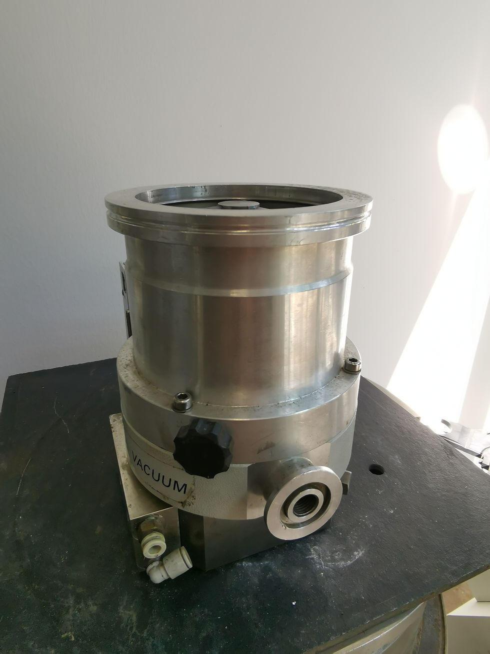 Miniatura: TURBO MOLECULAR PUMP 210 L/S DN 150 100 FLANGE