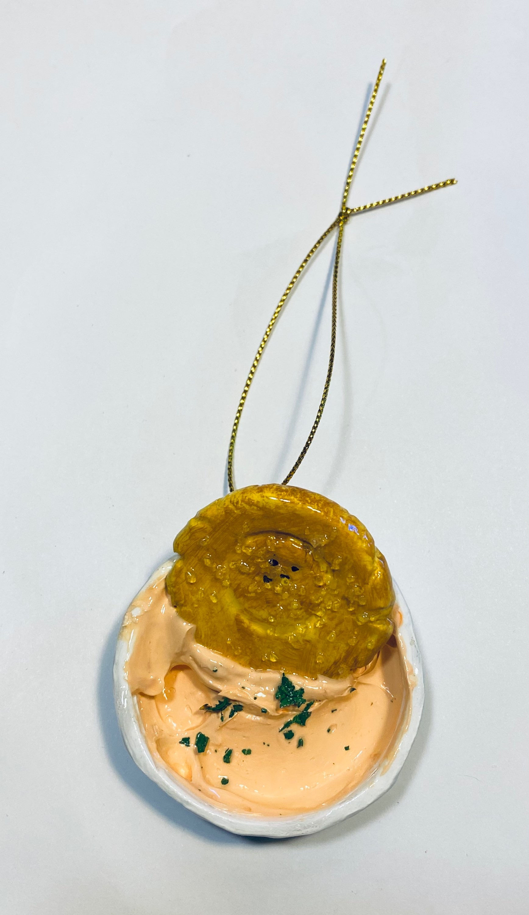 Tostone in mayoketchup ornament (one)