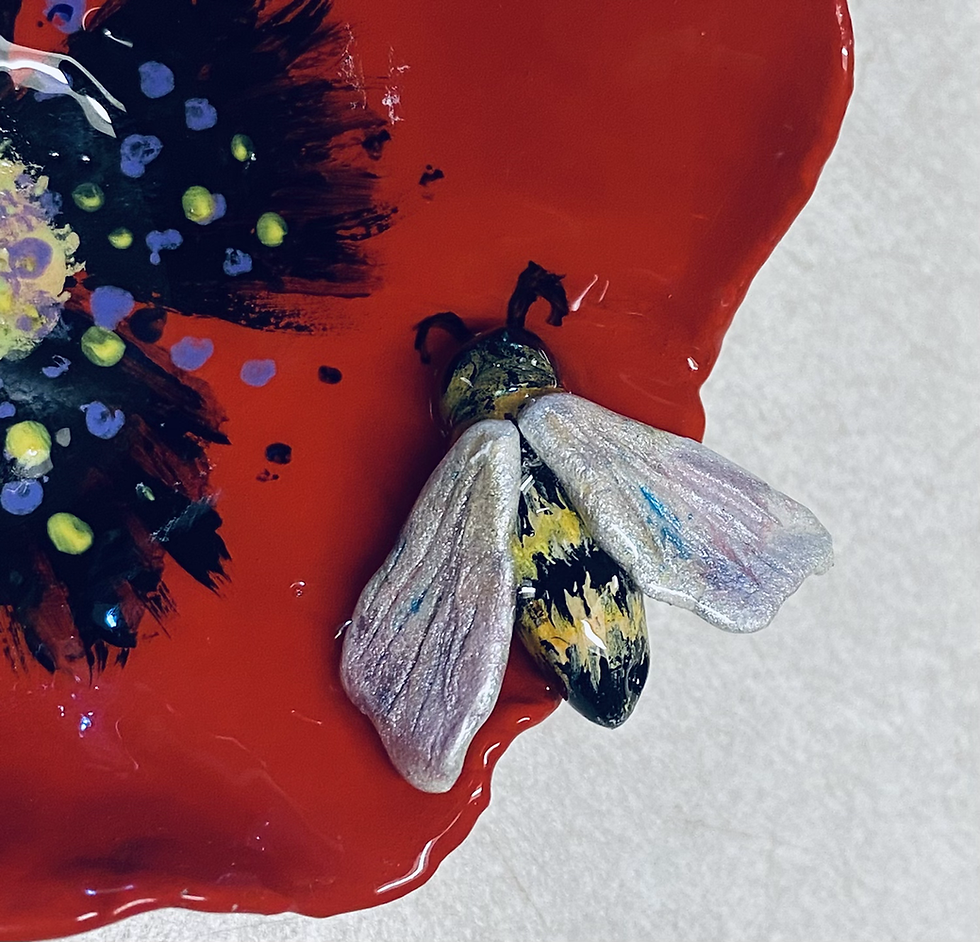 Thumbnail: Red Poppy with Bee Dish 