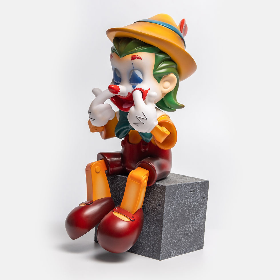 Miniatura: KAWS JOKER CON CAJA DE EXHIBICIÓN DE ACRÍLICO 