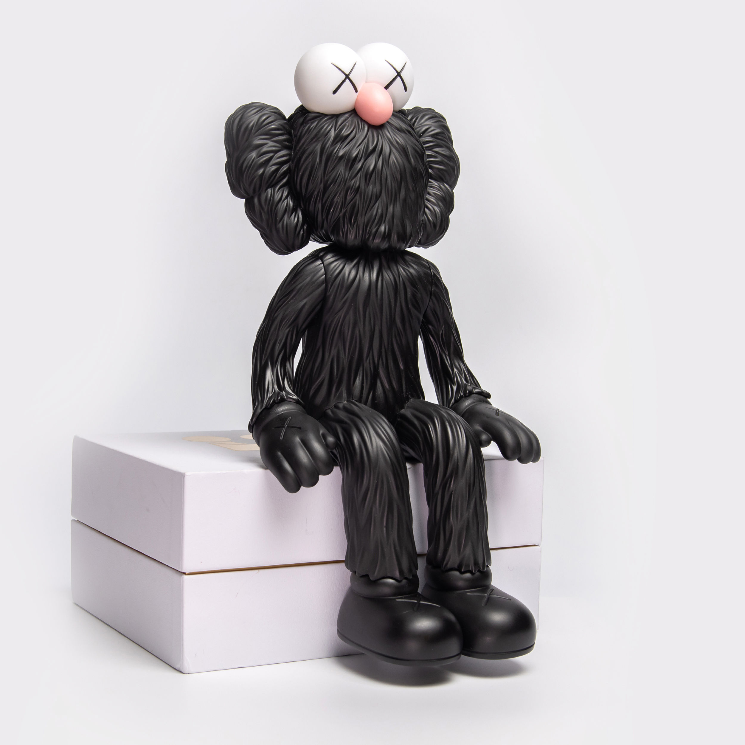 KAWS SEEING WATCHING NEGRO