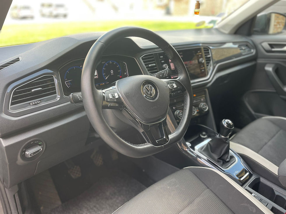 Miniature : Volkswagen T-Roc 1.6 TDI 115 Start/Stop BVM6 Carat