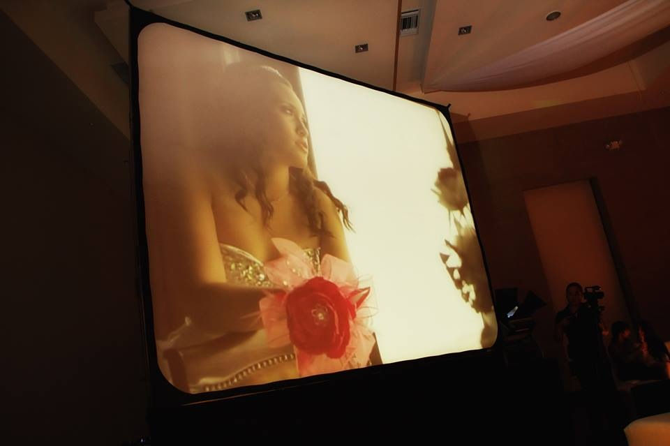 Pantalla Dual Vision 4 x 3 mts.