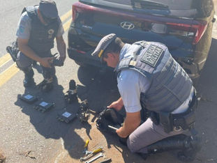 Perseguição termina com prisão e recuperação de peças furtadas de Prefeitura, na Castello Branco