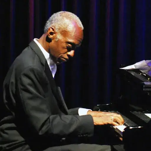 TommyJames-e1575973214728.webp