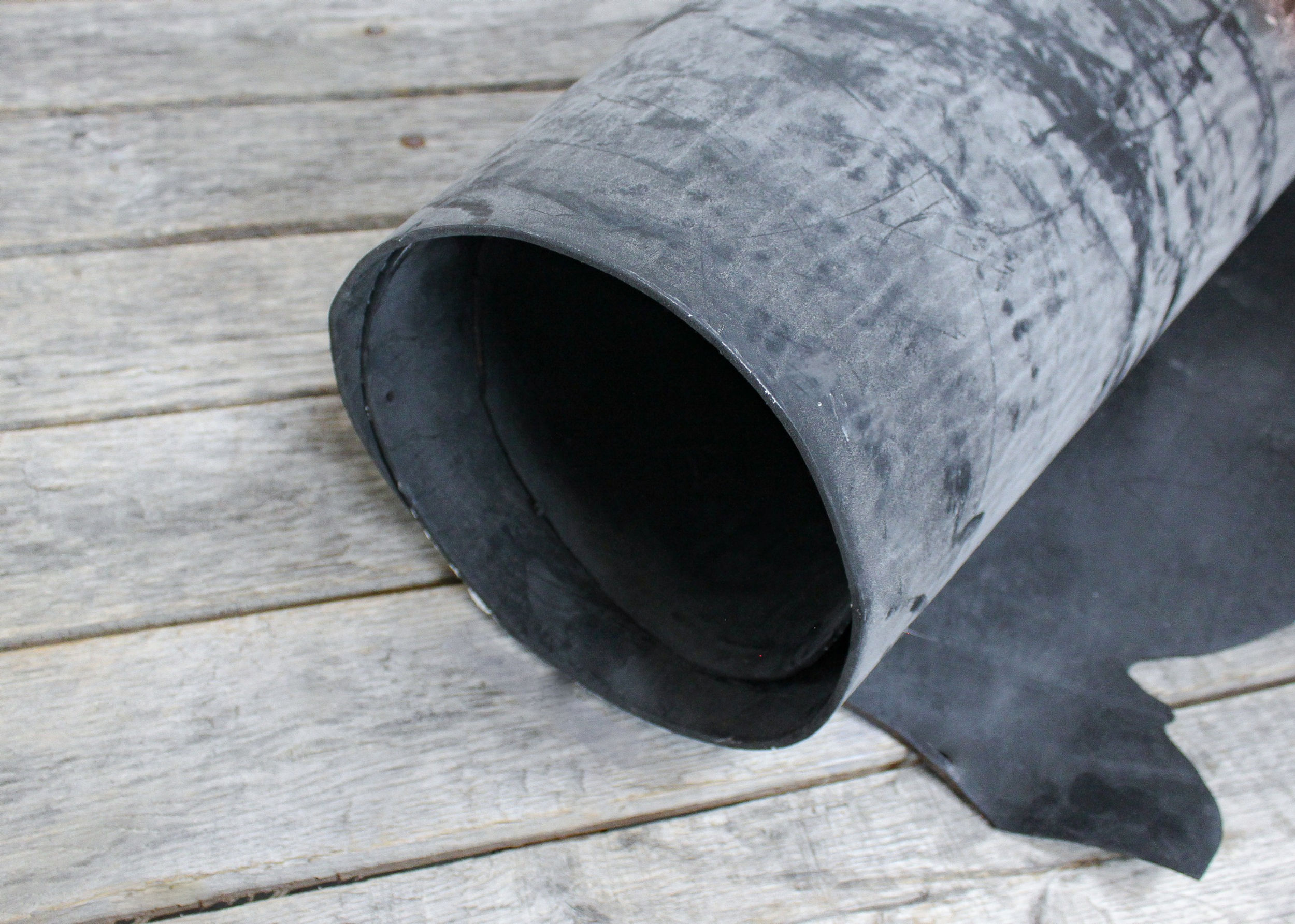 Black Dipped Russet Harness Leather Rolled