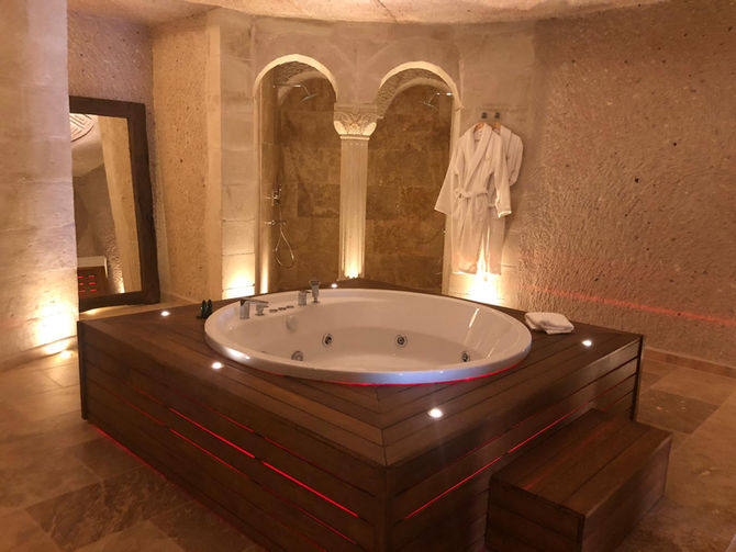 Royal Luxury Balayı Paketi (Akşam Yemeği Dahil)