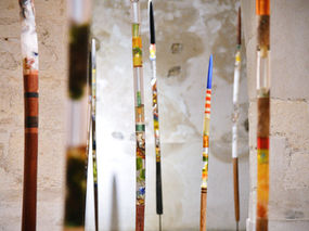 Vincent Lajarige à l’Atelier Visconti à Paris : la forêt comme mémoire verticale