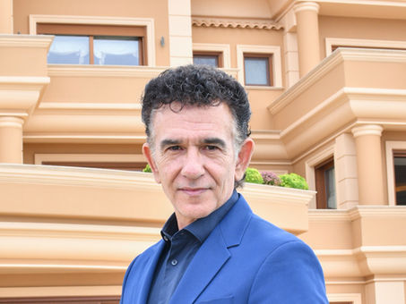 Αχιλλέας Καραουλάνης -Art De Vivre & η Ουσία της Άριστης Εξυπηρέτησης