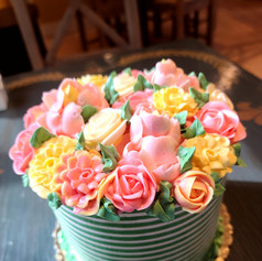 Cutting Cake