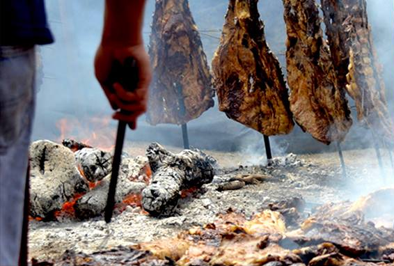 Se viene la Fiesta de la Historia de la Carne en Cerri
