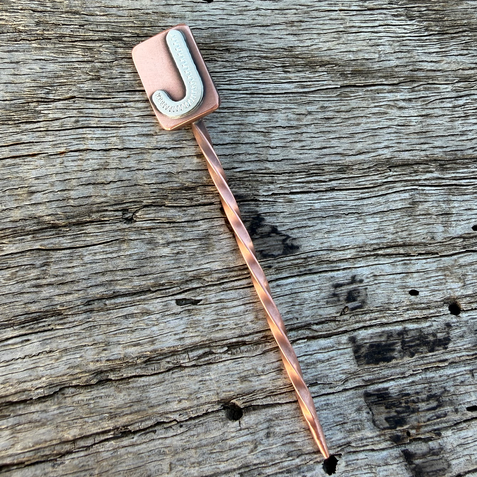 Thumbnail: Single Initial Toothpick