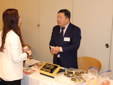 キャビア試食ブースの様子