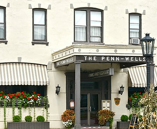 front entrance of the Penn Wells Hotel in Wellsboro PA