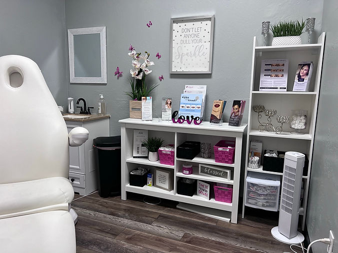 Feel Young Again Aesthetics
1969 E. Broadway Road, Suite 4 Tempe, AZ 85282