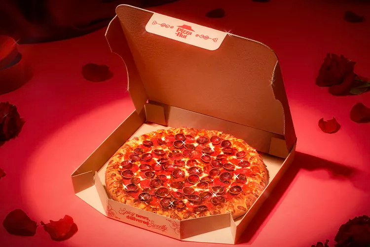 Pizza Hut breakup pizza pie