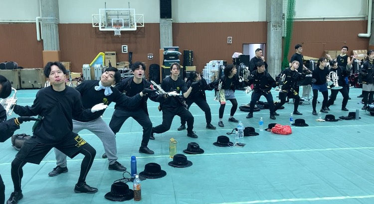 今年のショーは表情筋をよく使うね