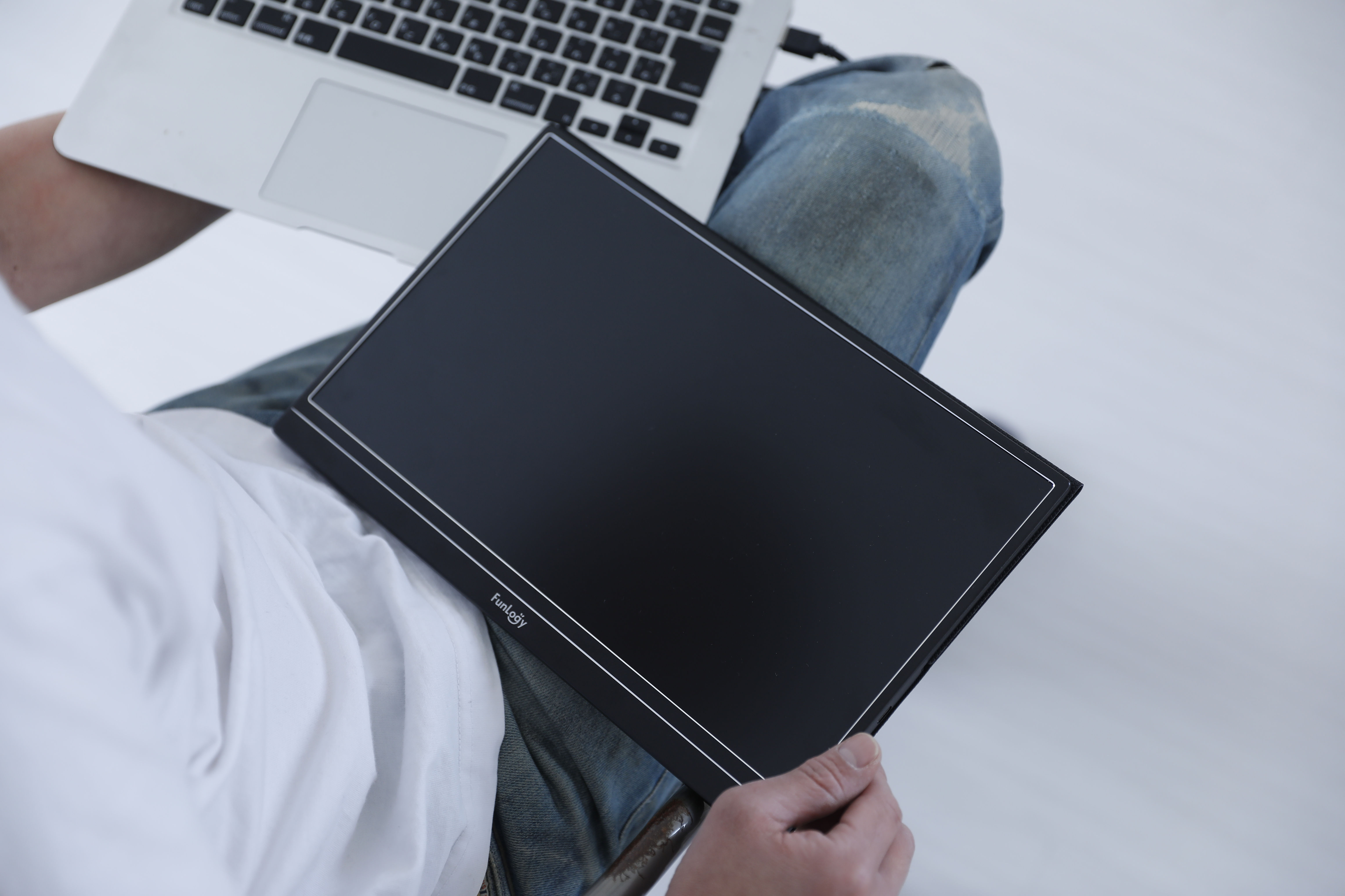 男性　テレワーク