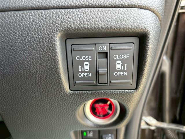 Thumbnail: 2022 HONDA N-BOX CUSTOM EX TURBO 0.6 L