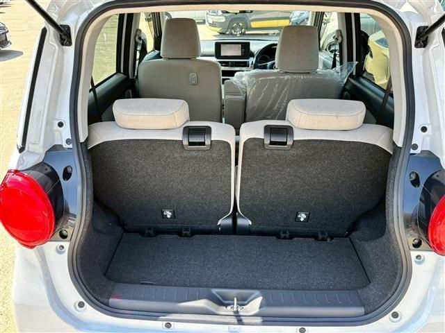 サムネイル： 2022  DAIHATSU CAST 0.6 L 