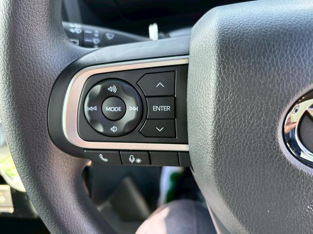 サムネイル： 2025  DAIHATSU TANTO 0.6 L 
