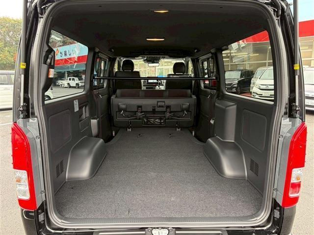Thumbnail: 2026 TOYOTA  HIACE  VAN  2.8 L 
