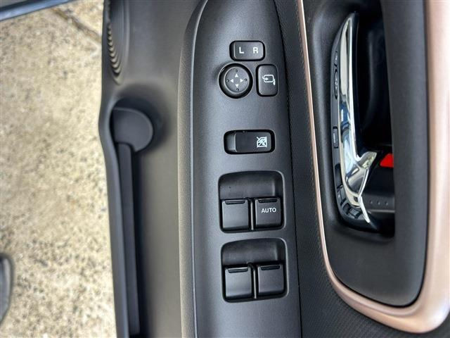 サムネイル： 2025 SUZUKI WAGON R SMILE 0.6L 