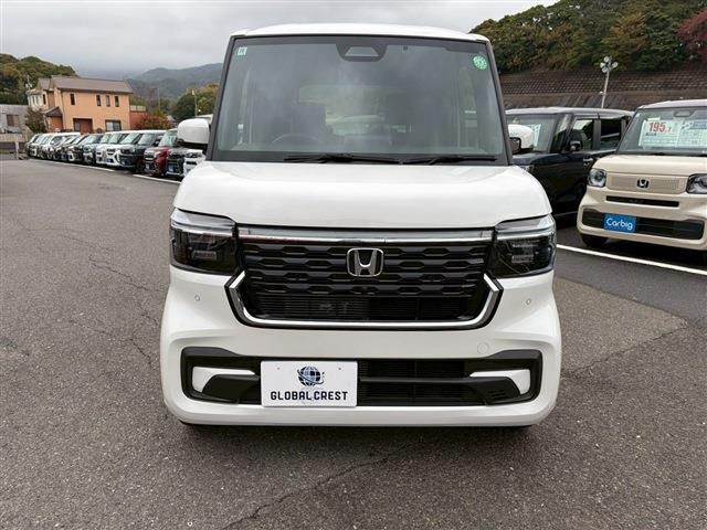 サムネイル： 2024  HONDA N-BOX CUSTOM 0.6 L 