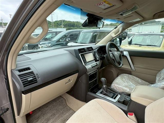 サムネイル： 2023   TOYOTA LAND CRUISER PRADO TX 2.8L 