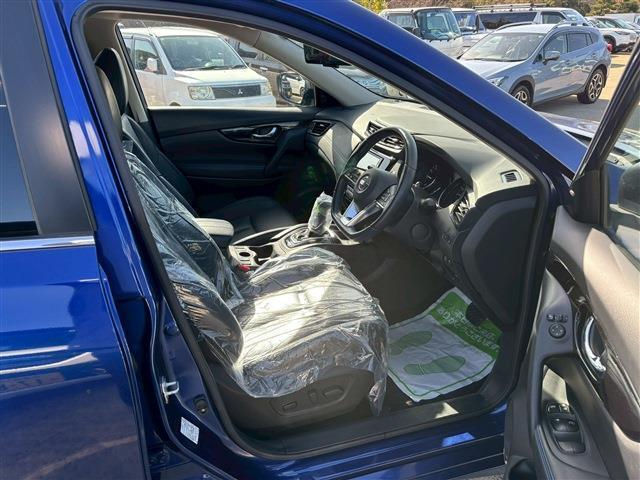 Thumbnail: 2020  NISSAN X-TRAIL 2.0 L 