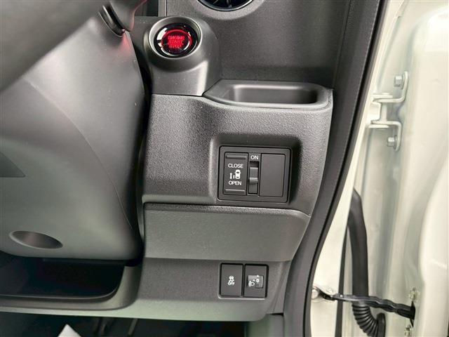 Thumbnail: 2025  HONDA N-BOX CUSTOM 