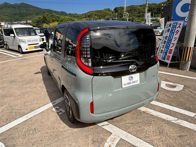 サムネイル： 2026 TOYOTA SIENTA HYBRID Z 1.5L 